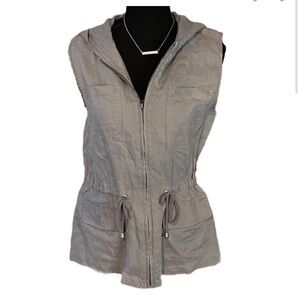 Kenar utility vest, size small.  100% LINEN